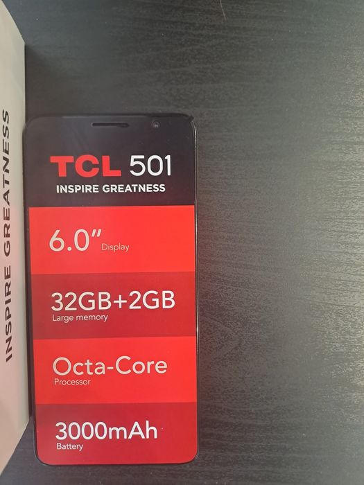 Vând telefon TCL 501 nou