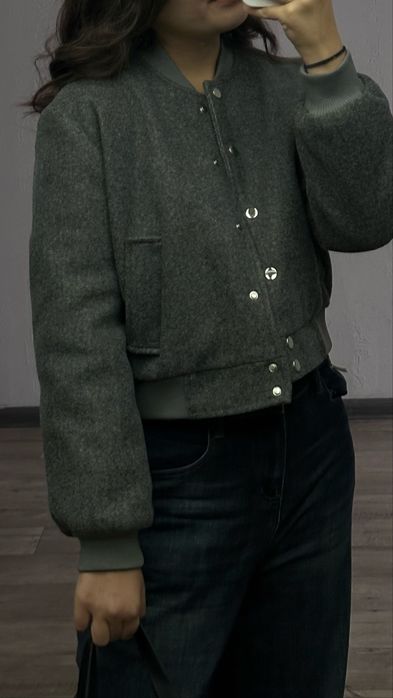 Бомбер от Zara. А