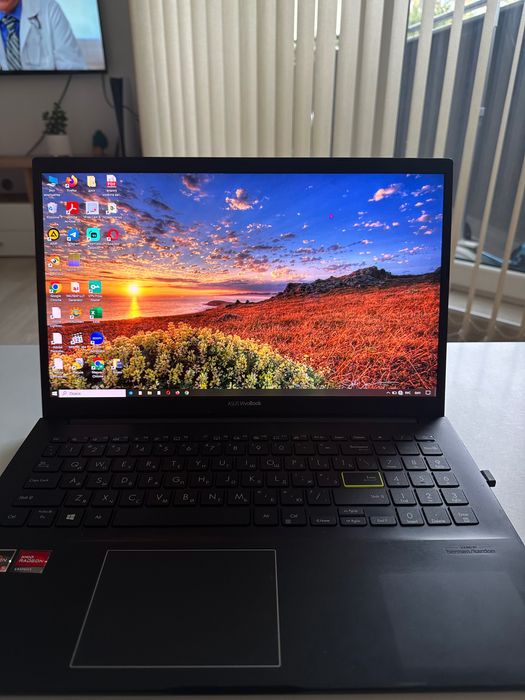 Лаптоп ASUS VivoBook