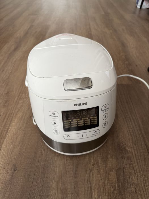 Мултикукър philips
