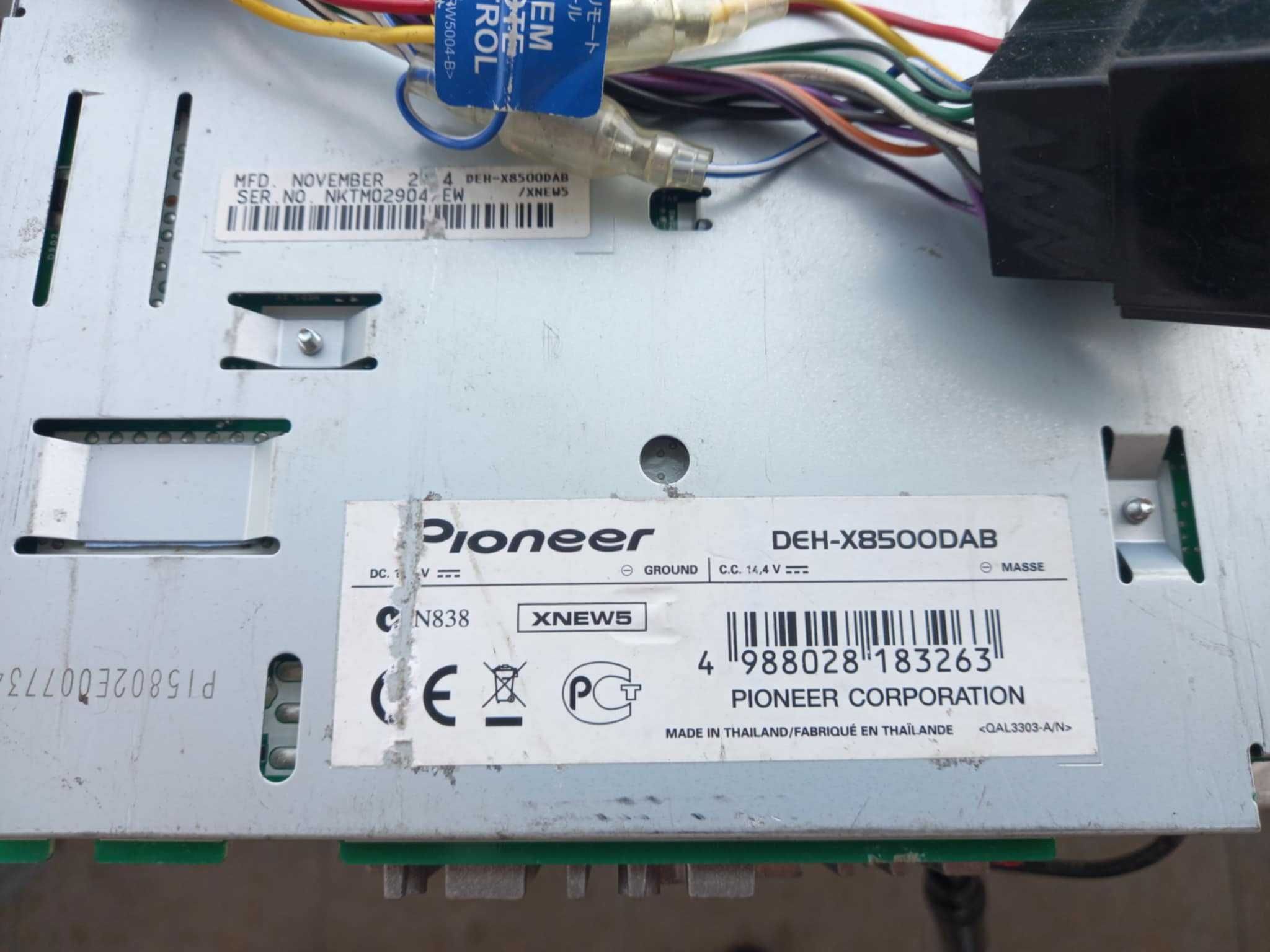 Pioneer DEH-X8500DAB за кола