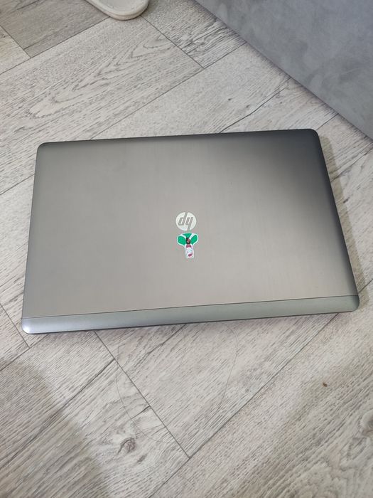 Продам ноутбук в отличном состоянии  hp