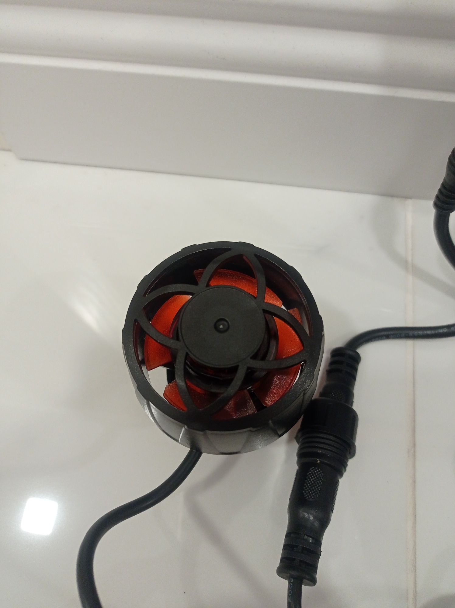 Помпа (wave maker ) за аквариум Hygger