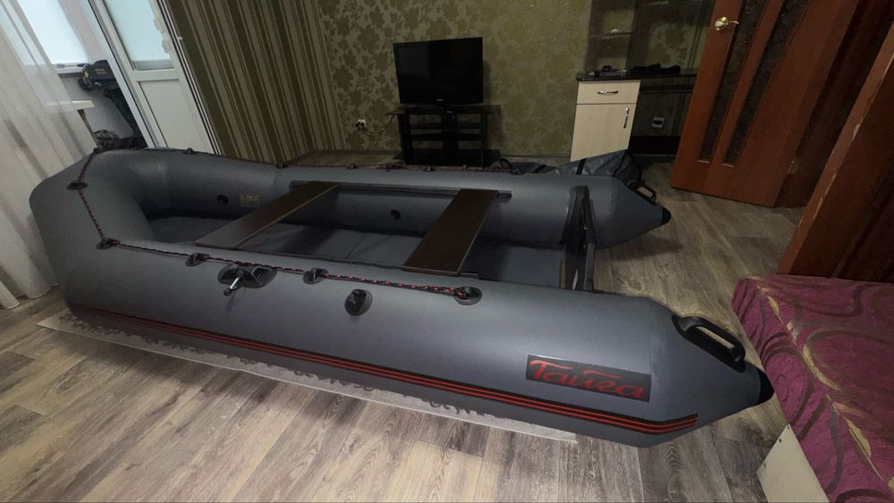 Продам лодку Тайга 320