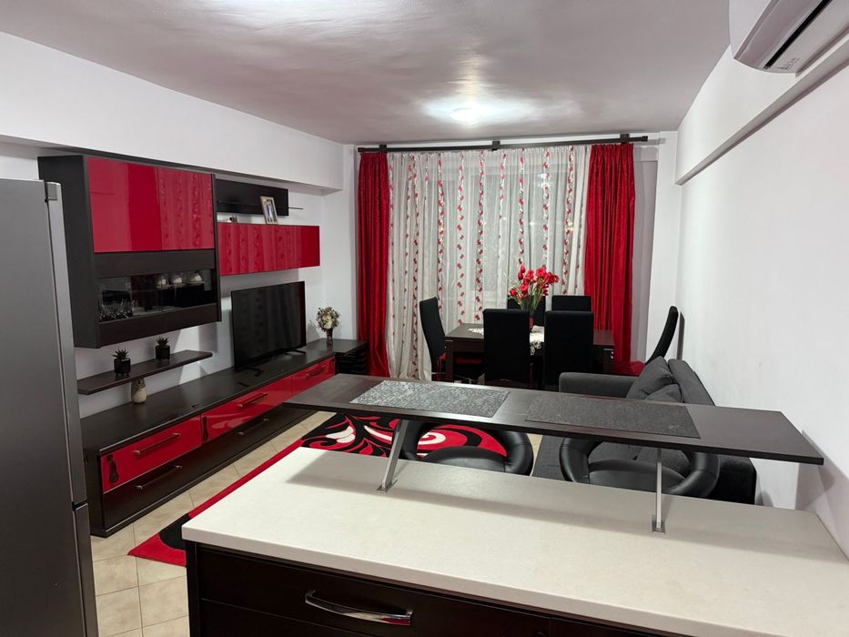 Vand apartament 3 camere, zona stadion, mobilat si utilat!