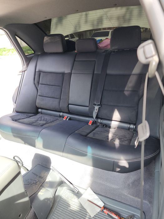 Сиденя от Mercedes 212