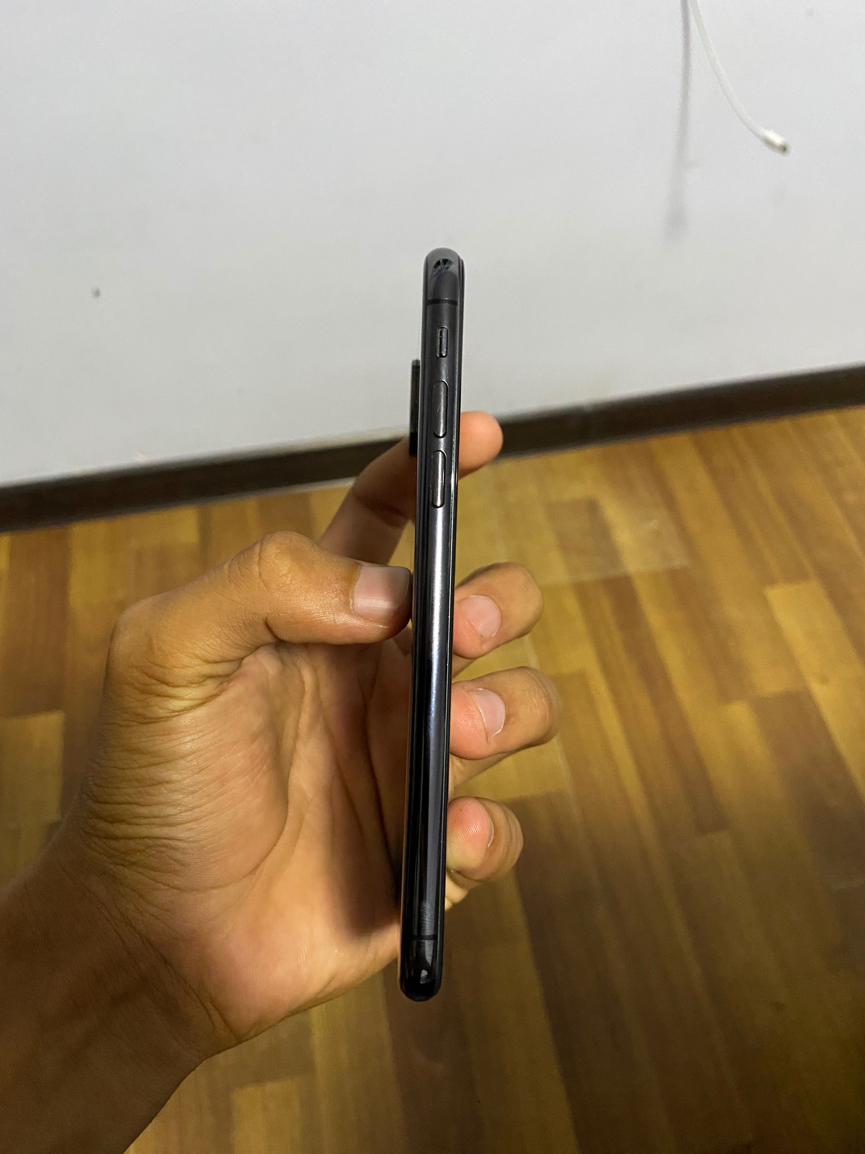 TAVSIF

Iphone xs