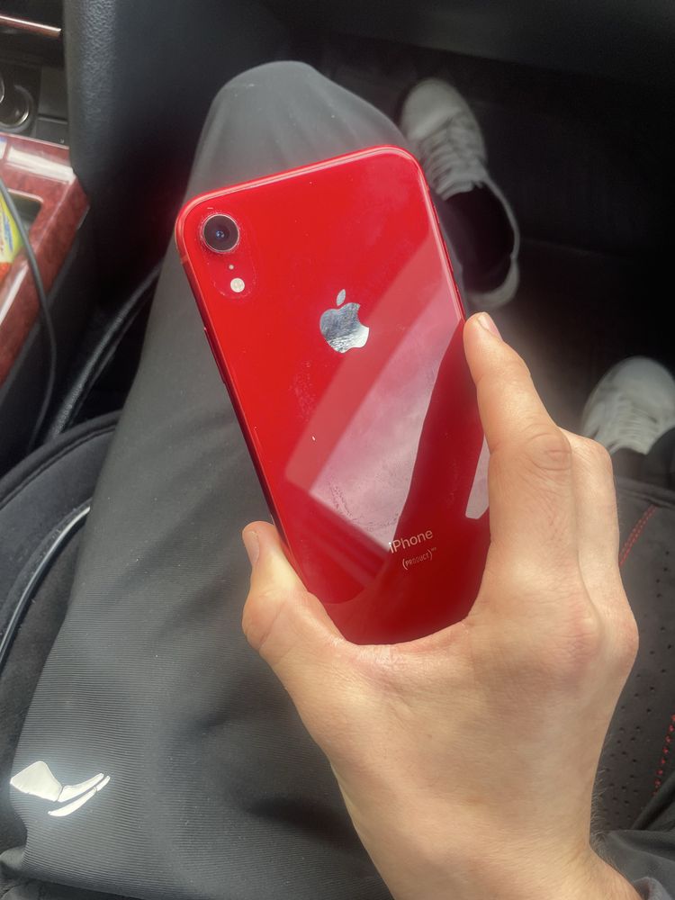 iphone xr.