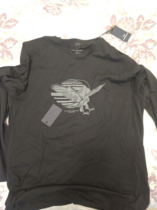 Дълъг и къс ръкав фанели Теодор, нови!