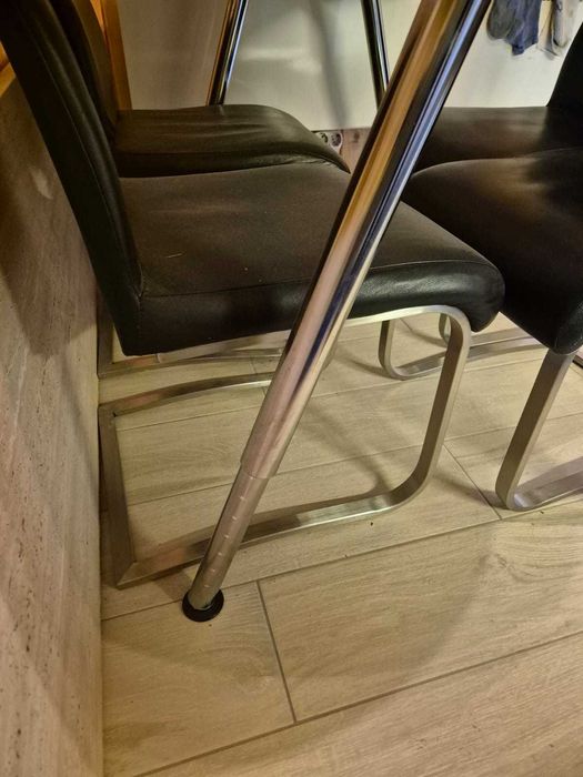 Masa si 6 scaune piel