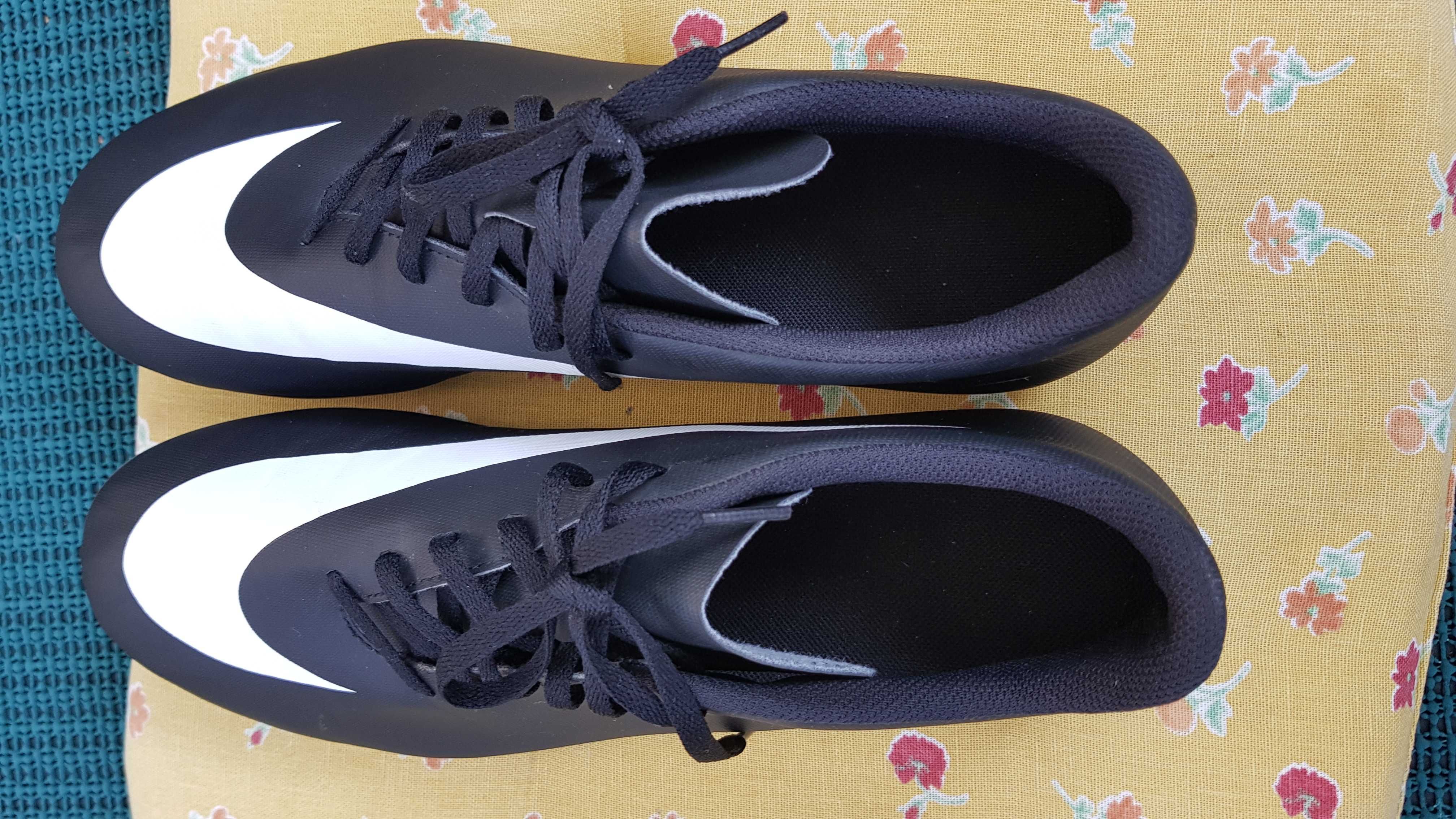 Оригинални футболни обувки Nike Bravata II FG