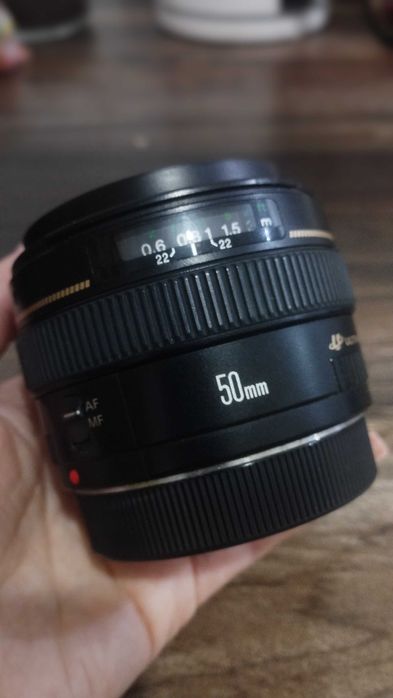 Объектив Canon EF 50mm f/1.4 USM