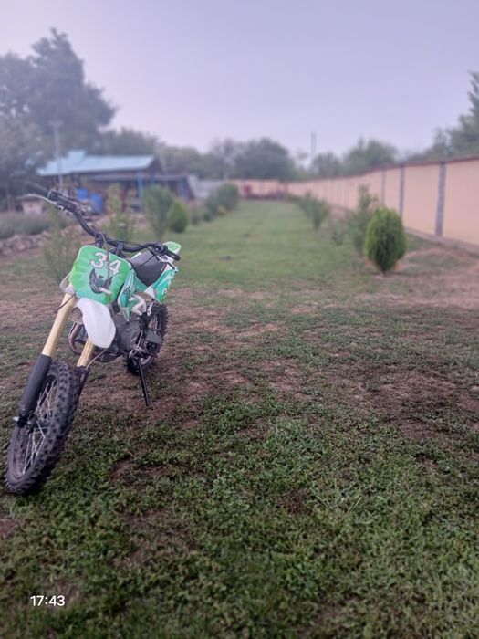 Продава се косов мотор 125 кобика