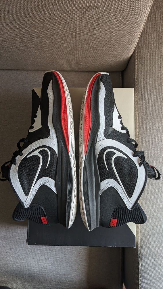 Kyrie 5 low Black&Red&White