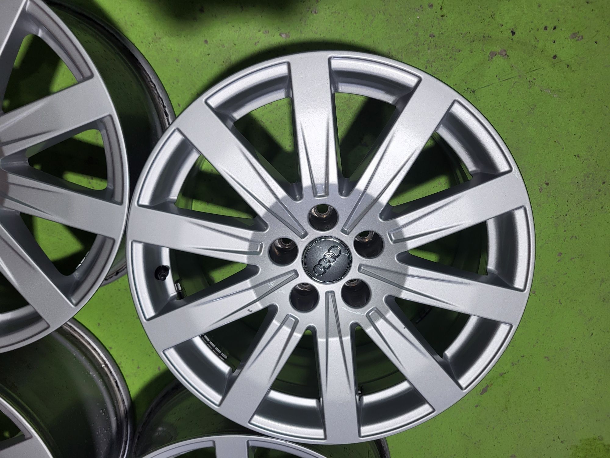 18 5x112 Audi A8 A7 A6 Q8 Q5 5х112 Touareg