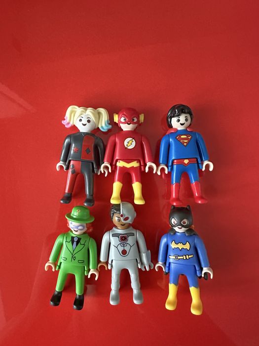 Киндер DC диси фигурки игрушку Kinder