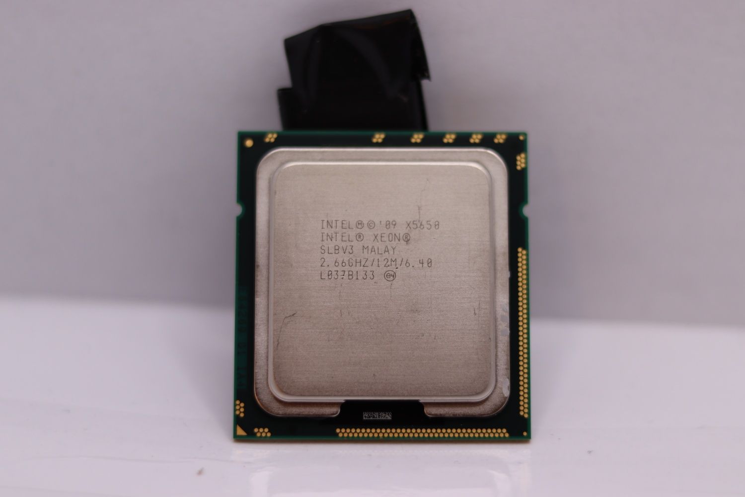 Procesor Intel Xeon 6 Cores X5650 Socket 1366 SLBV3 2.66 GHz