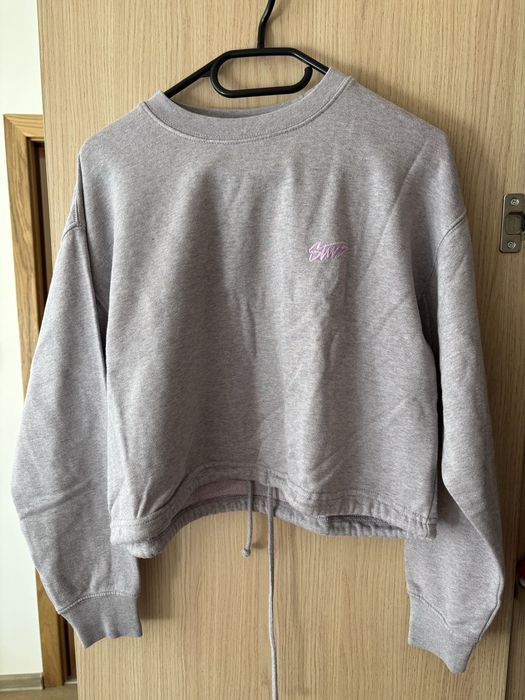 Продавам дамски блузи и сутчър