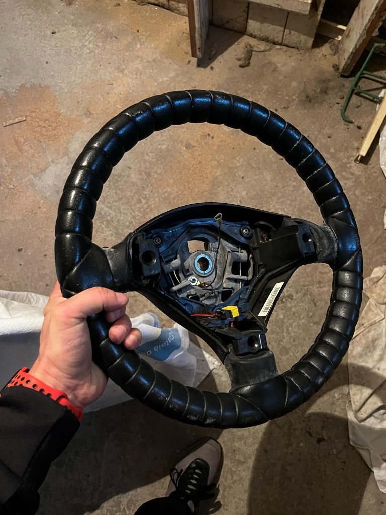 Волан за Peugeot 307