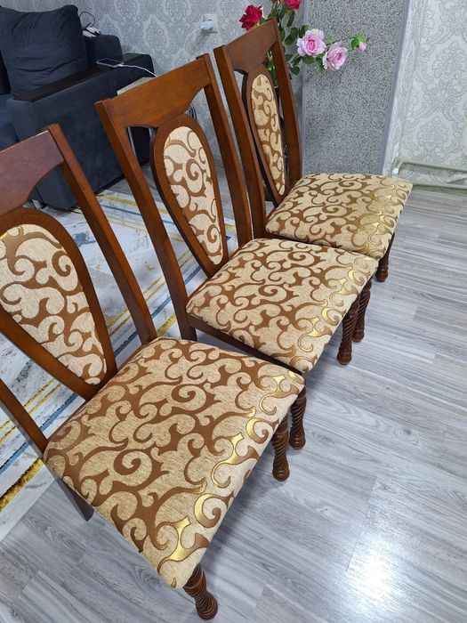 Продаются стулья