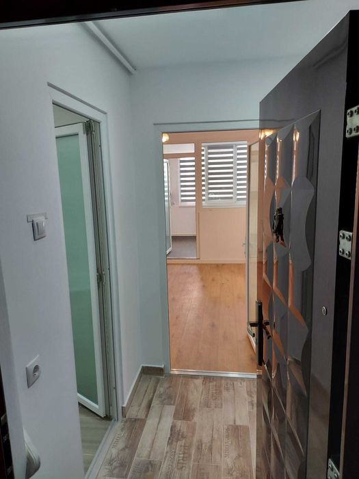 Vind GARSONIERA superfinisata , Turda  str.MACILOR  7 bl T et 3