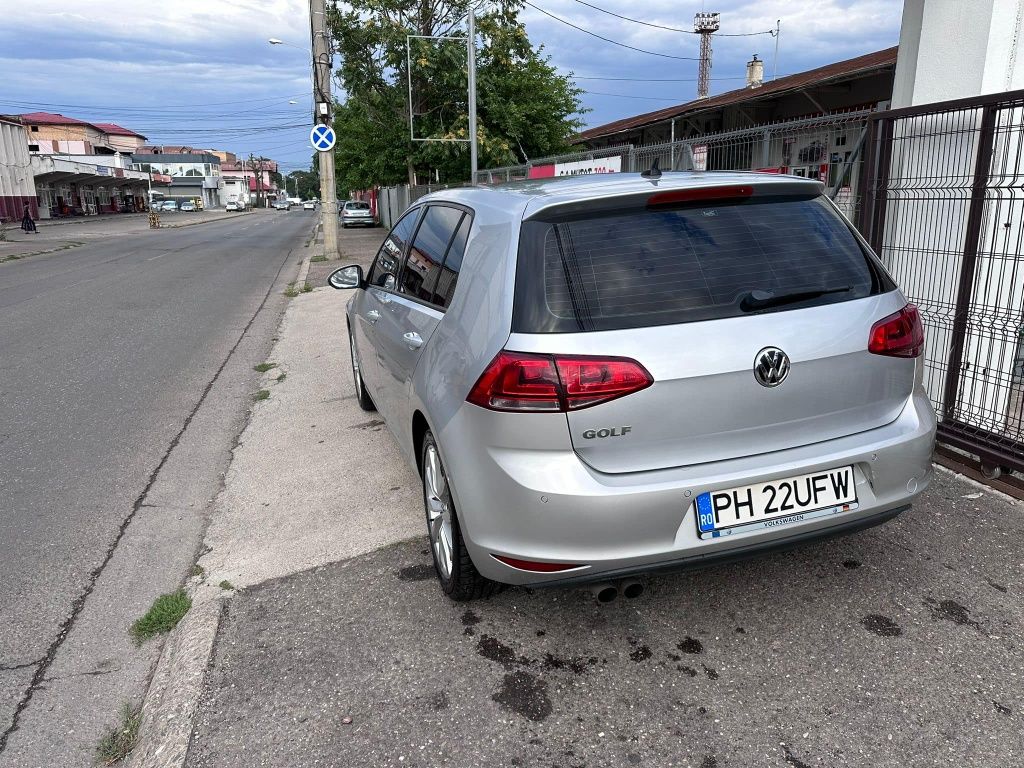 Vând golf 7 2.0 dsg parcheaza singura