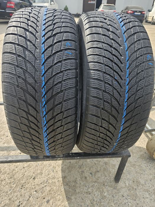 Vând 4 anvelope iarna 235/55/17 235/55r17