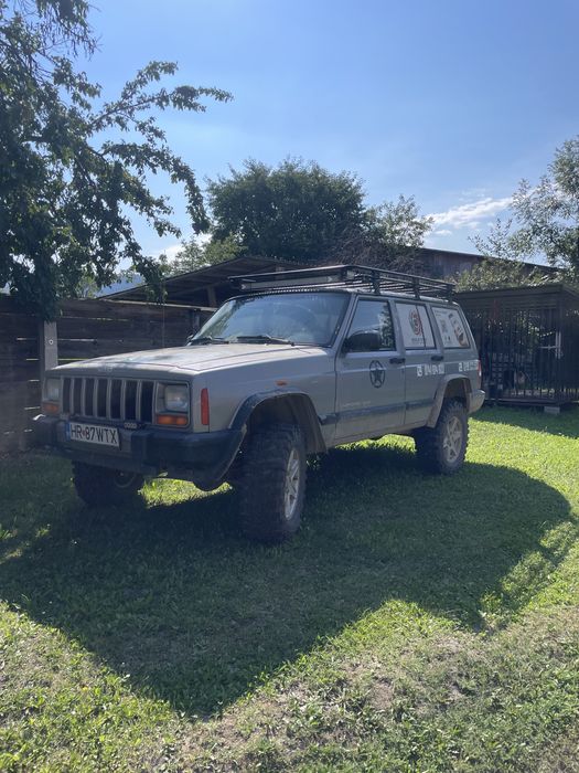 Jeep Cherokee Xj 2,5 Tdi