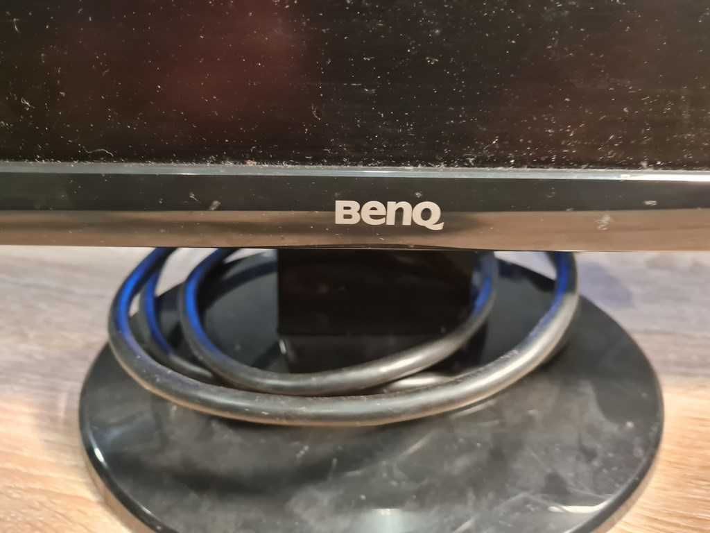 Продавам LCD  монитор  21.5"  BenQ