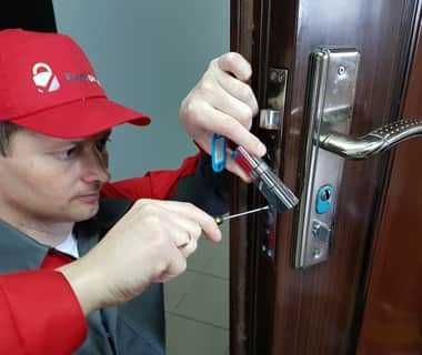 Вскрытие замков, замена замков, открыть замок дверь, ремонт замка