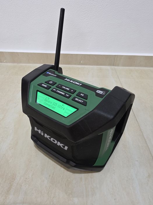 Radio Boxa Hikoki UR 18DA