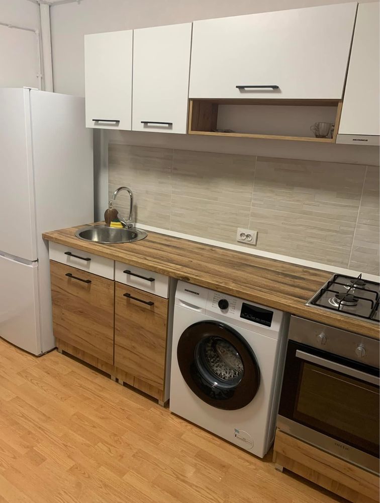 Inchiriez Apartament 2 camere Str. Victoriei