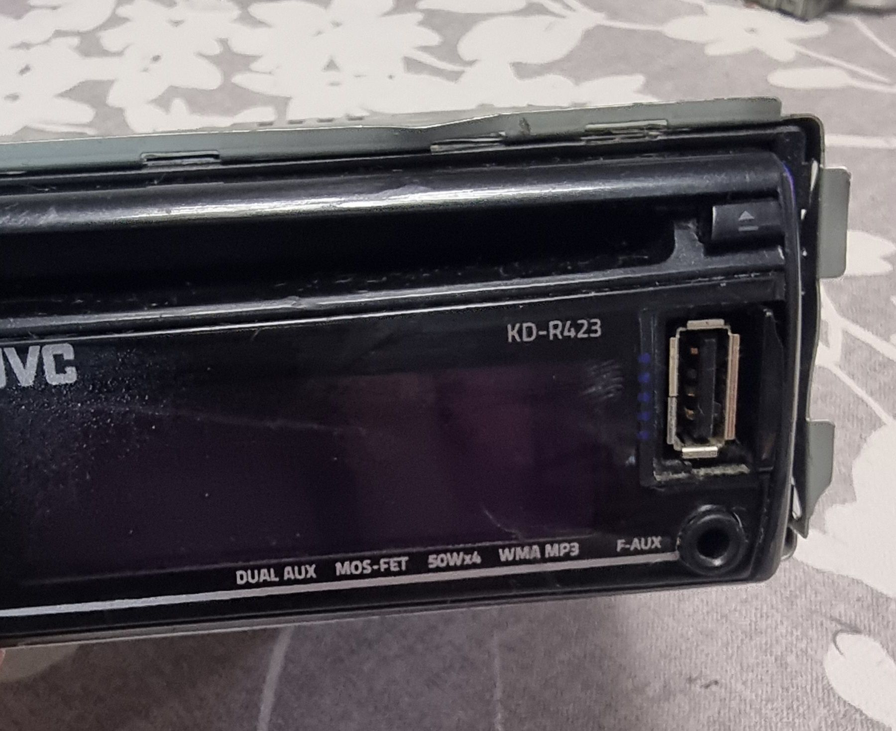 Jvc KD-R423 работещо