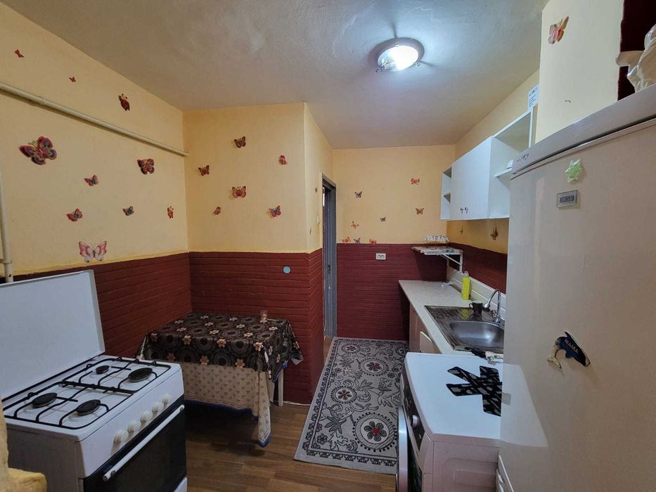 Apartament 3 camere de inchiriat