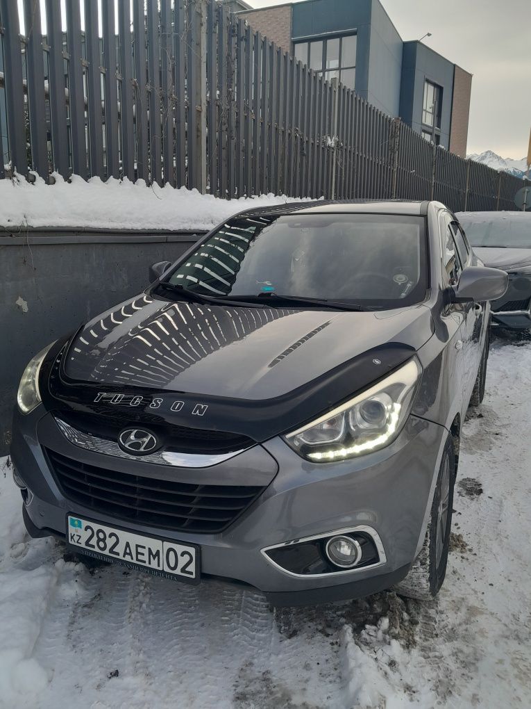 Хундай Туксон продам