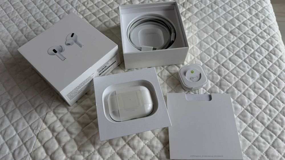 Apple Airpods Pro (Gen 1)