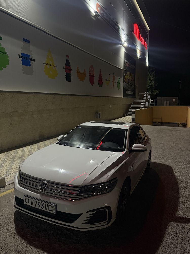 Volkswagen E-bora