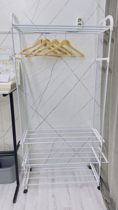 Продам все для мастерам маникюра