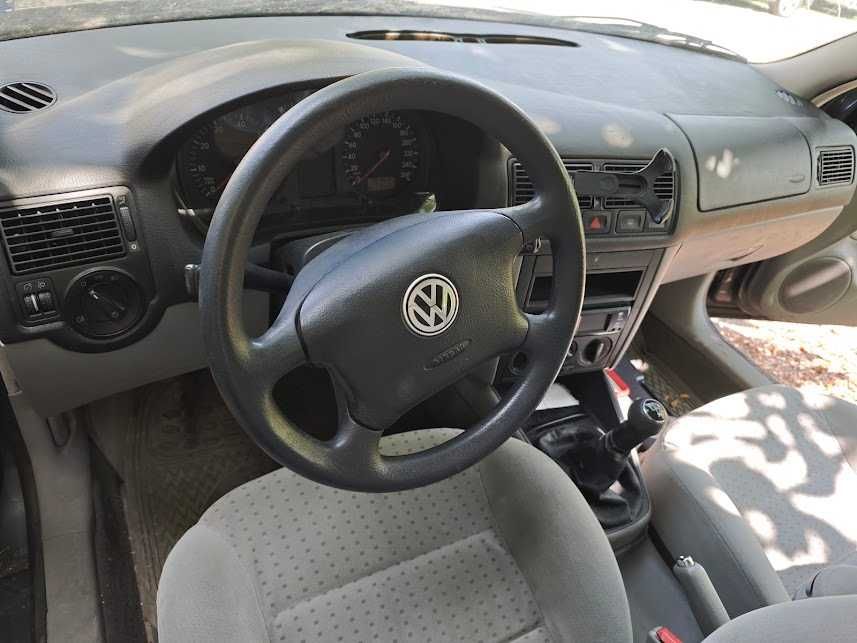 Volkswagen Golf 4