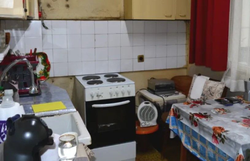 Продава се Тристаен апартамент в София, Света Троица - 76 кв.м за 1843 €/кв.м - Снимка #3