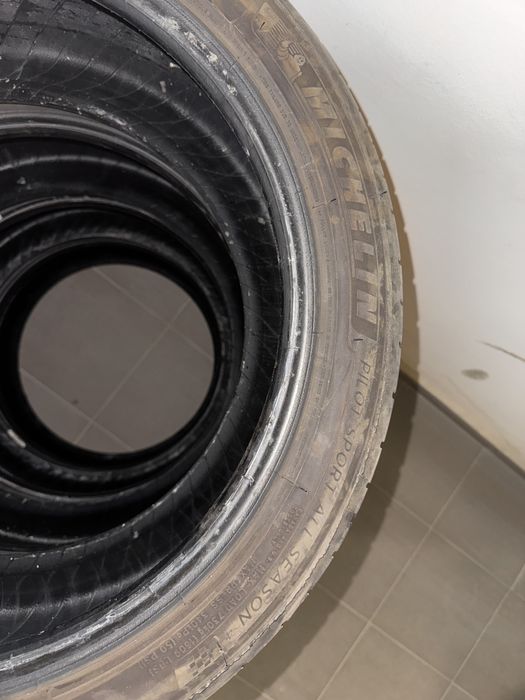 2 броя всесезонни гуми Michelin Pilot Sport All Season 4 XL 245/40/18