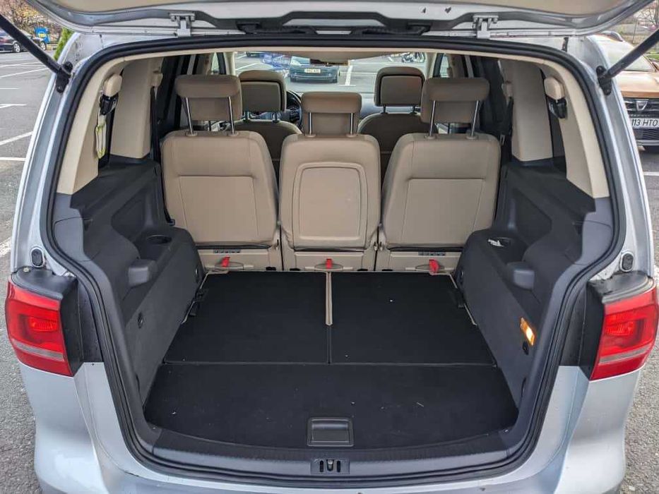 Volkswagen Touran 2014 2.0 TDI (gtd) Highline automata 170hp 7loc