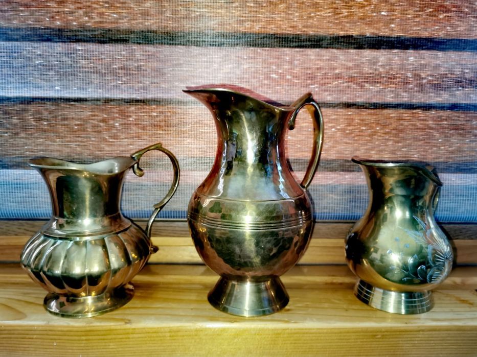 Антикварни месингови кани за вино вода дома 3 бр. общо 180 лв.