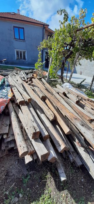 Продавам дървен материал от покрив