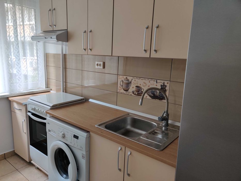 Direct Proprietar inchiriez, central (Universitate), apt 2 camere