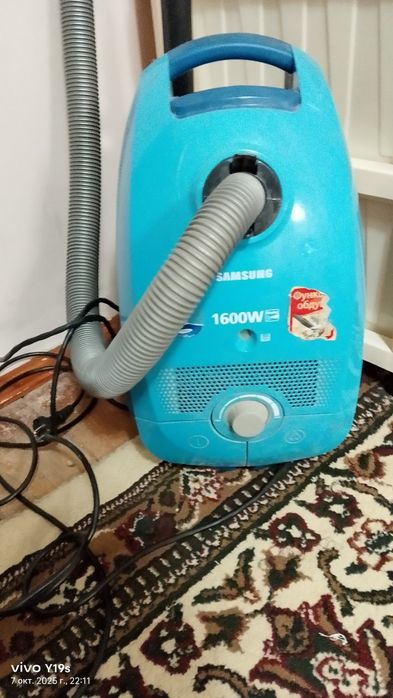 Продам пылесос срочно