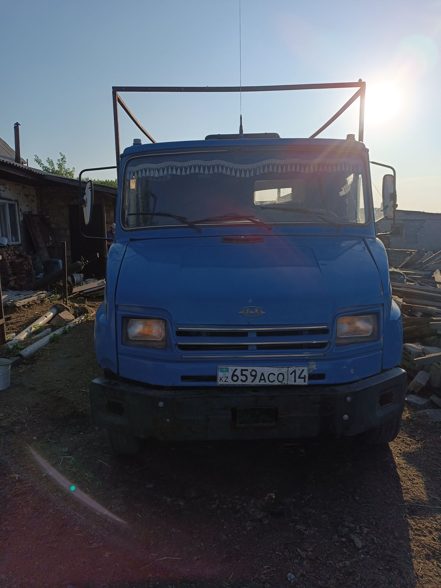 Продам ЗИЛ бычок газель 6 метров
