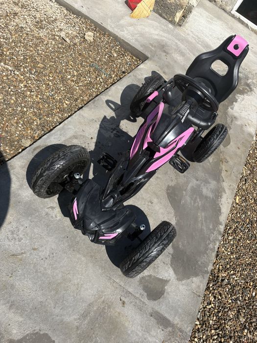 Kart cu pedale copii