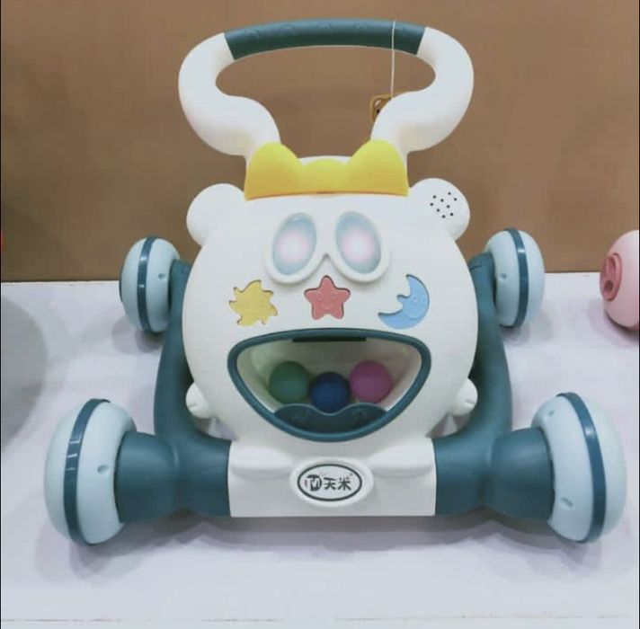 Детский игрушки каталки баланың алғашқы қадамдарын жасауға көмектеседі