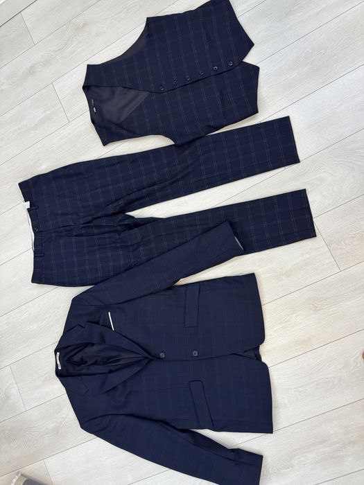 Costum din 3 piese Zara original